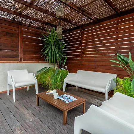 Rooftop Penthouse Double Terrace Apartment *